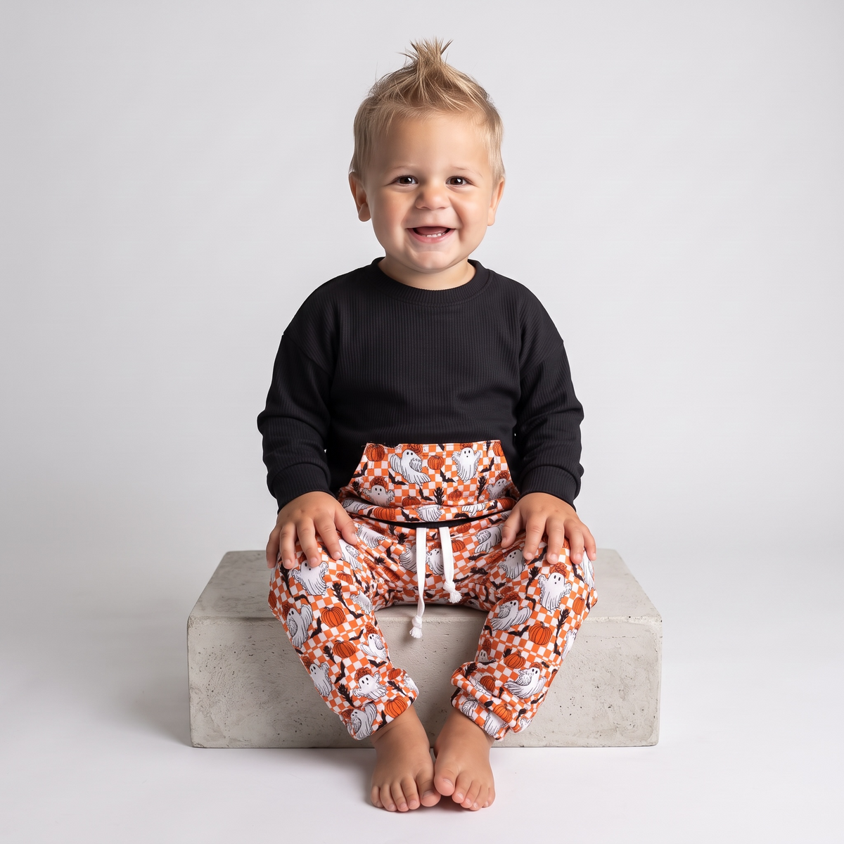 BOO! Crew neck & joggers set